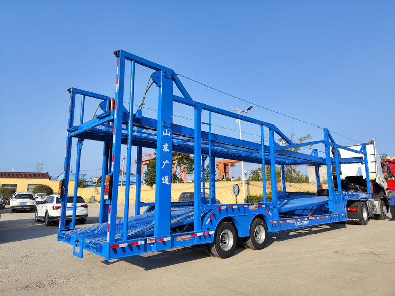 车辆运输半挂车